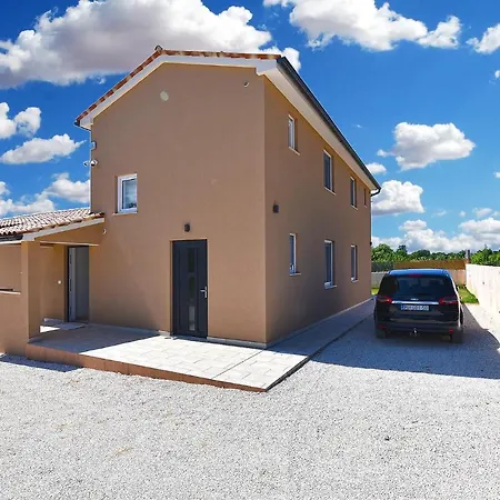 2105 Σπίτι διακοπών