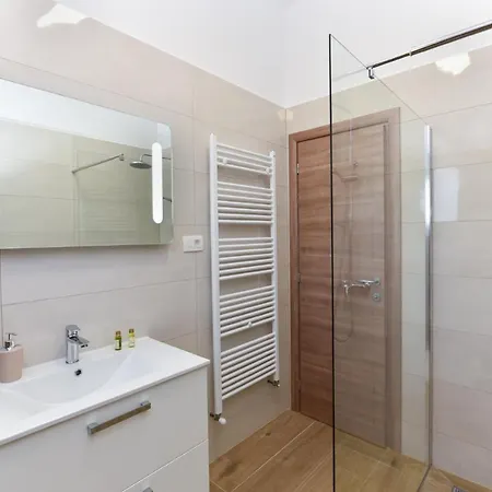 Σπίτι διακοπών 2105 *