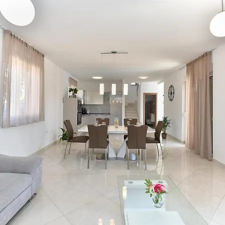 2105 Σπίτι διακοπών