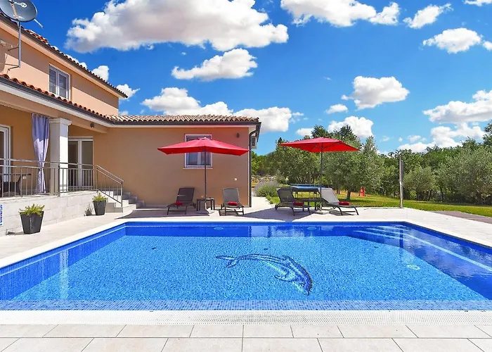 2105 Vakantiehuis Divšići